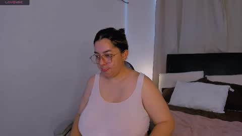dulce brithany online show from July 12, 9:15 pm