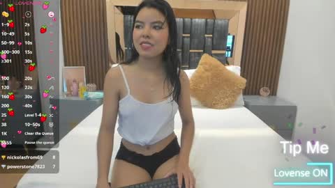 Dulce online show from May 30, 11:41 am