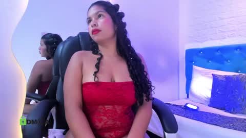 Dulce  online show from May 3, 12:30 pm
