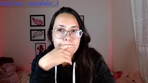 Dulce online show from November 20, 5:19 am