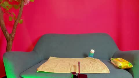 duskybeautyy online show from March 15, 2:41 pm