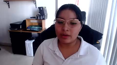     online show from August 4, 7:42 pm