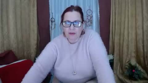 Dyanne online show from February 7, 12:14 am