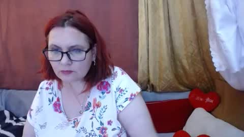 Dyanne online show from May 4, 9:13 am