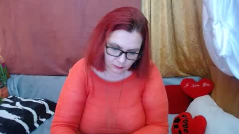 Dyanne online show from May 3, 4:05 am