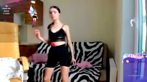 Emma online show from July 27, 7:16 am