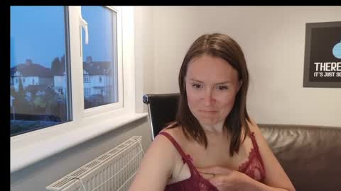 Nadia Ferreira  online show from April 29, 7:41 pm