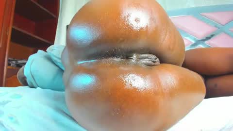 2 online show from March 1, 10:21 pm