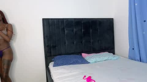 Snapshot of ebony_arya chatting on October 11, 7:27 pm Arya online show from October 11, 7:27 pm