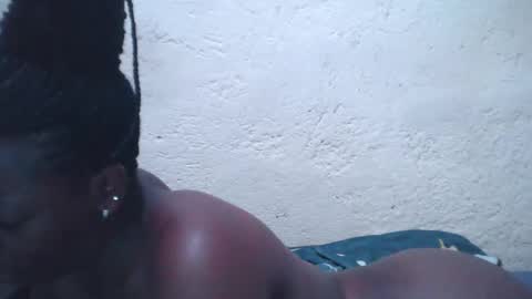 Snapshot of ebony_candy1998 chatting on February 9, 4:07 pm ebony_candy1998 online show from February 9, 4:07 pm
