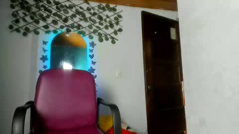 ebony_luna1 online show from July 4, 8:49 pm