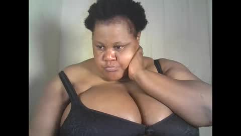 Snapshot of ebony_magixs chatting on October 2, 6:18 am ebony_magixs online show from October 2, 6:18 am