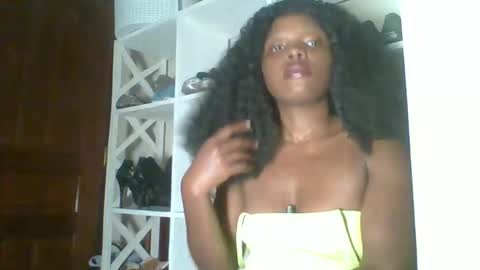 Malikia online show from December 20, 1:48 pm