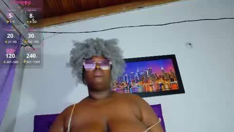 LINA  online show from August 5, 3:13 am