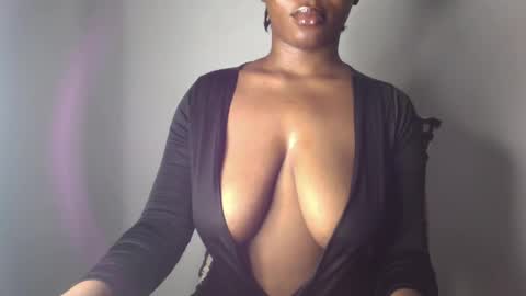 delilah online show from December 13, 3:05 am