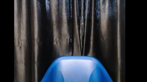 Queen online show from February 6, 7:01 am