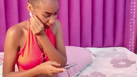 ebonycoworker online show from December 19, 12:08 pm