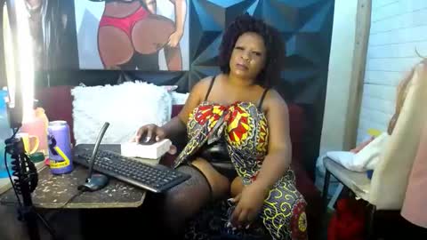 ebonyfancyfacexxx online show from April 27, 6:49 pm