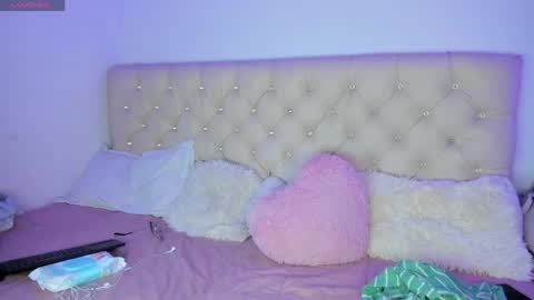 Queen Ebony online show from April 29, 6:24 pm