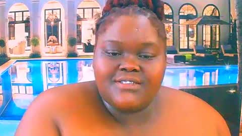 ebonyhotbuns4u2luv online show from August 4, 5:08 pm