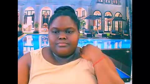 ebonyhotbuns4u2luv online show from December 18, 9:30 pm