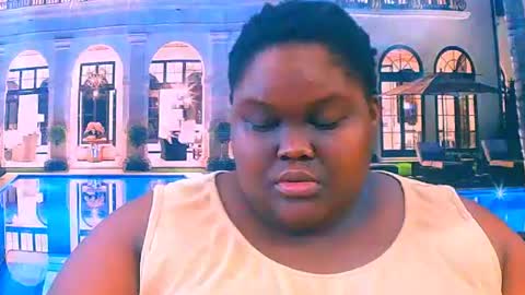 ebonyhotbuns4u2luv online show from June 18, 5:31 am
