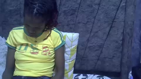 Liz online show from September 16, 7:22 pm