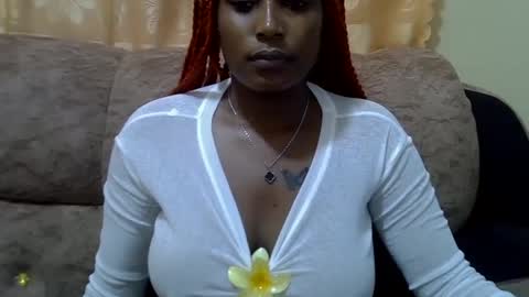 pretty online show from July 5, 1:39 pm