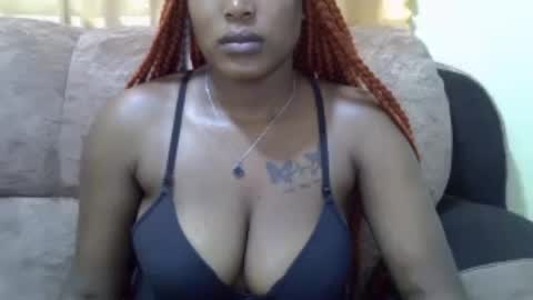 pretty online show from July 18, 9:45 am