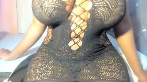 ebonysmiles00 online show from July 26, 8:55 am