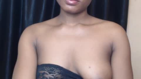 ebonyxxbae online show from May 2, 1:42 am