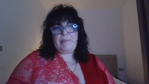 echo_dust online show from April 26, 4:49 pm