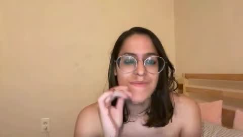 edelia online show from May 26, 4:56 am