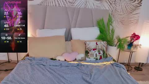 ednadavis online show from April 26, 1:42 pm