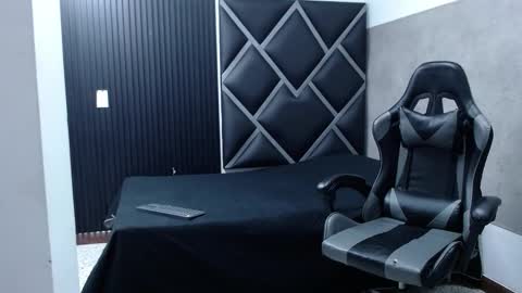 emma online show from January 15, 9:43 pm