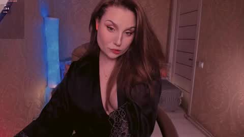 eesmaaarr online show from October 28, 12:27 am