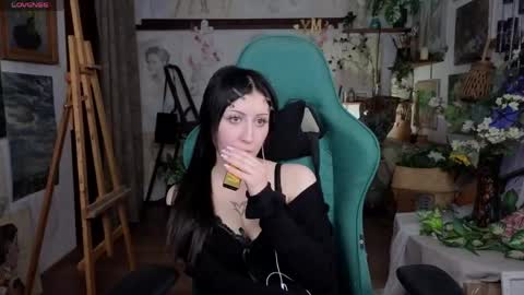 effiemeowley online show from May 5, 11:02 am