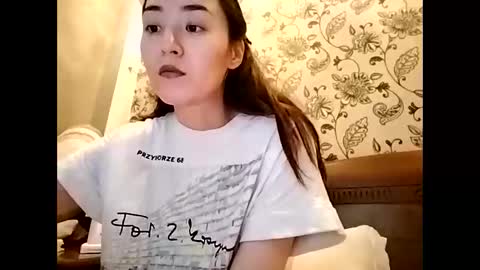 Effy online show from February 23, 3:33 pm