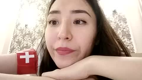 Effy online show from July 28, 6:42 pm