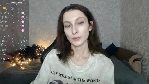 Anna online show from October 31, 4:33 pm