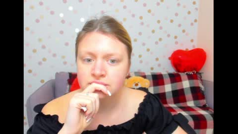 Snapshot of effyangel chatting on January 27, 6:41 am Effy online show from January 27, 6:41 am