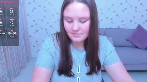 Snapshot of effyangel chatting on February 15, 5:39 pm Effy online show from February 15, 5:39 pm