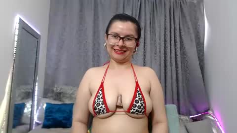 Eileen online show from August 4, 5:30 pm