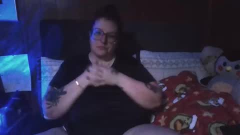 eilidh 3 online show from January 16, 2:29 am