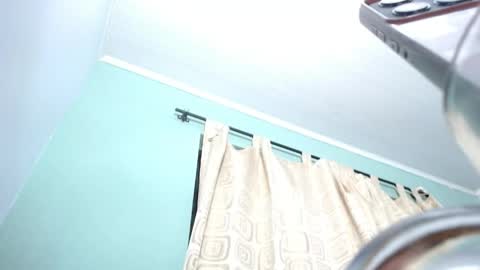 eimy_saenzz online show from May 10, 12:45 am
