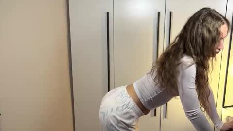 Lisa online show from March 8, 8:51 am