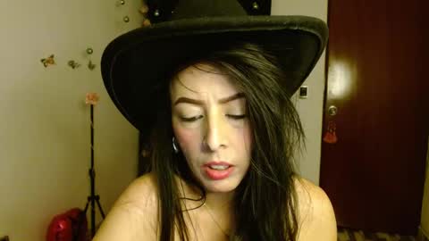 ela_3611 online show from November 20, 5:30 am