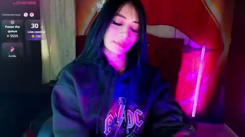 ELA  online show from July 27, 5:32 pm