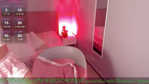 Ela online show from October 28, 9:19 pm