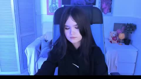 Your sweet girl online show from November 1, 7:51 pm